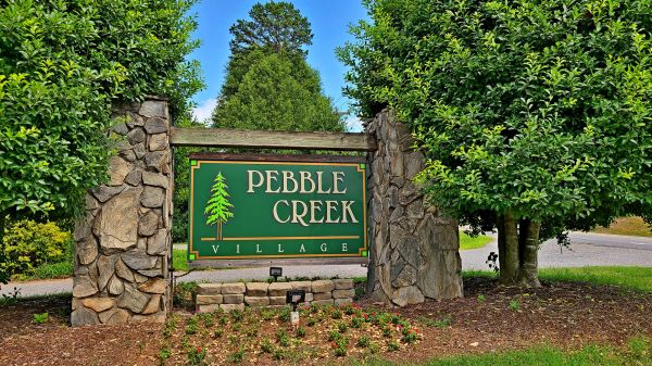 Pebble Creek Subdivision in NE Hickory NC