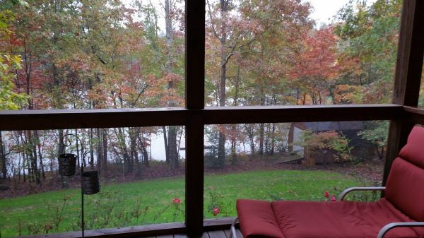 ScreenPorchView.jpg © Lake Hickory Realty, LLC